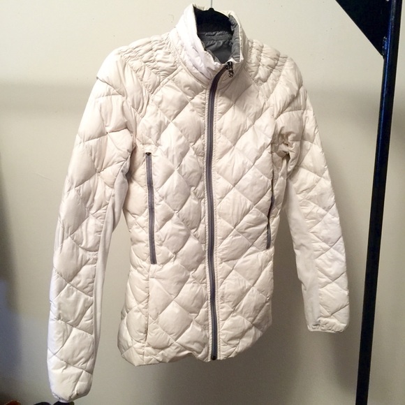 lululemon athletica Jackets & Blazers - Reversible Lululemon Running Jacket